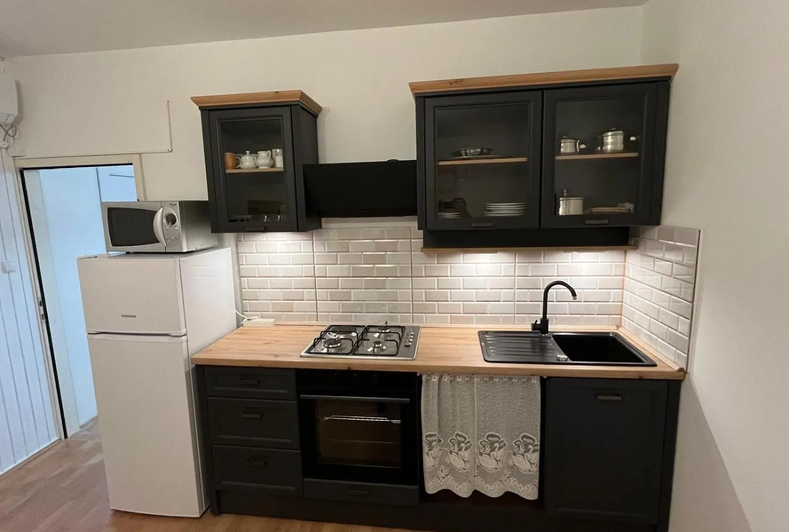 Lägenhet Apartmani Krunic Barbat na Rabu